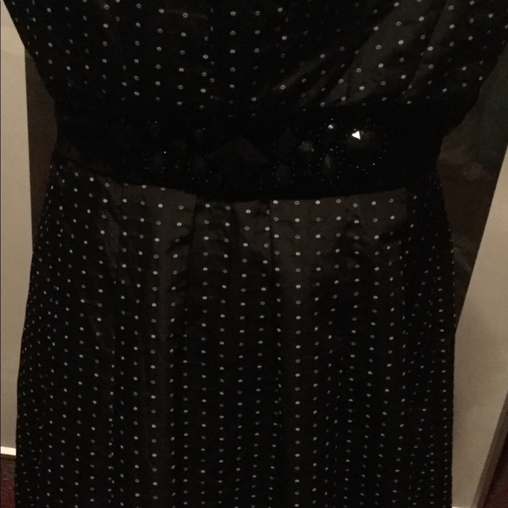 Dress - Picture 7 of 8